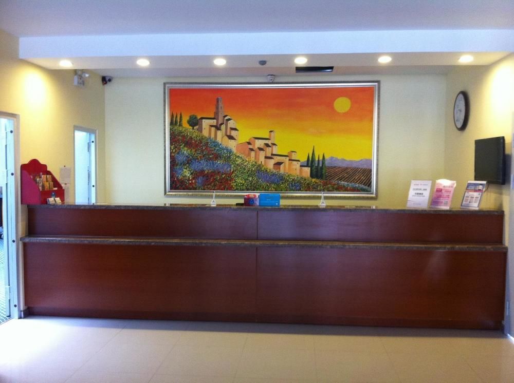 Hanting Express Qingdao Chengyang District Government Eksteriør billede